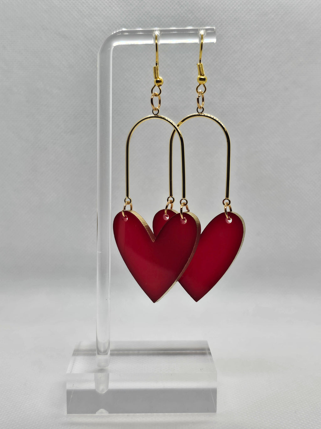 Red heart-shaped earrings  image 0